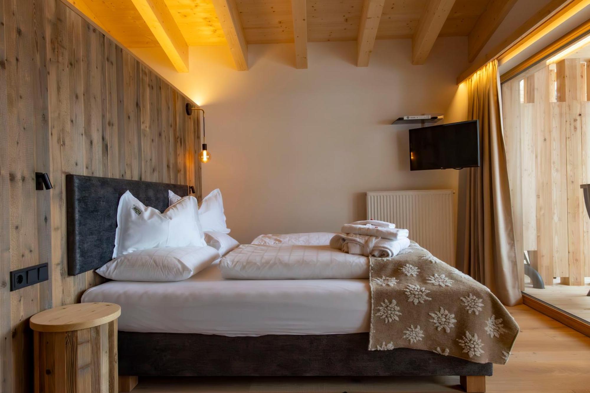Hotel Rezia Ла Вилла Экстерьер фото