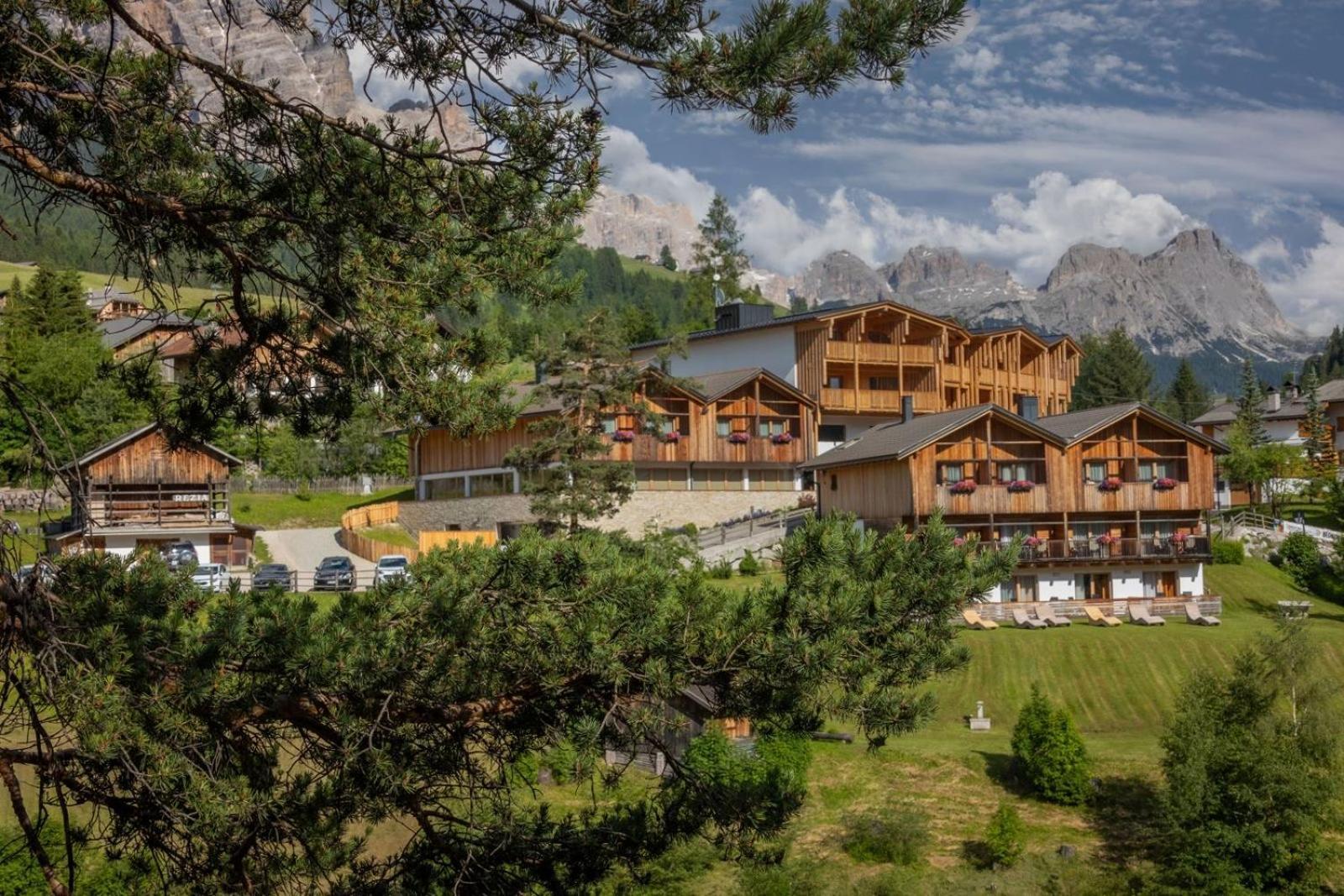 Hotel Rezia Ла Вилла Экстерьер фото