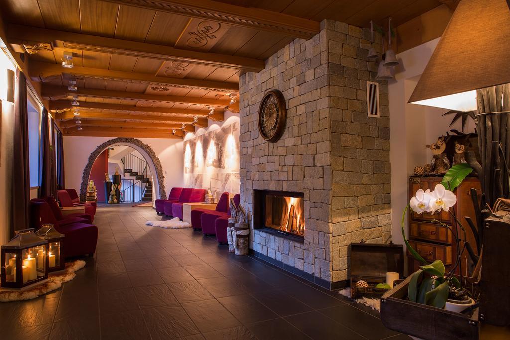 Hotel Rezia Ла Вилла Экстерьер фото