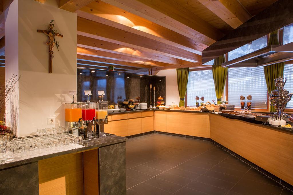 Hotel Rezia Ла Вилла Экстерьер фото