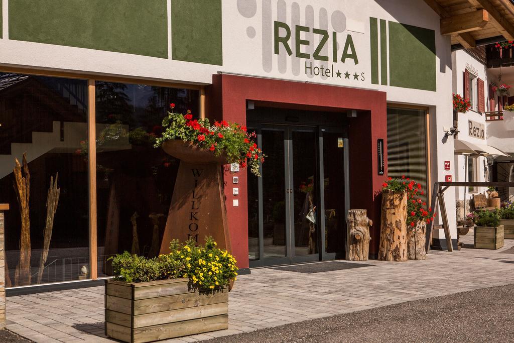 Hotel Rezia Ла Вилла Экстерьер фото