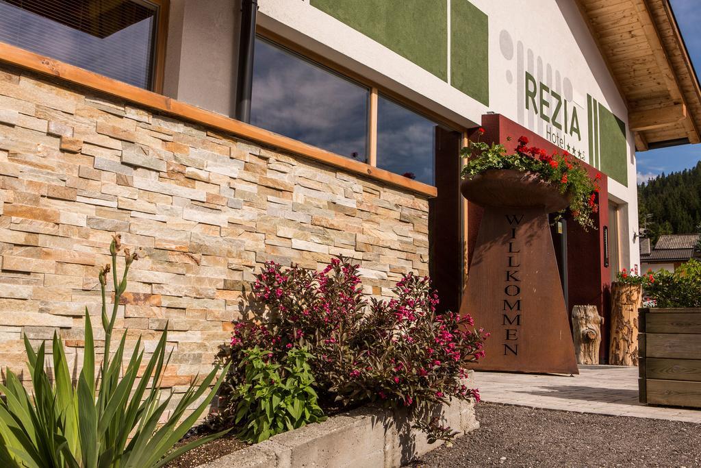 Hotel Rezia Ла Вилла Экстерьер фото